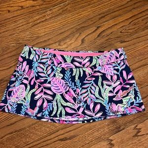 Lilly Pulitzer women swimsuit bottoms.